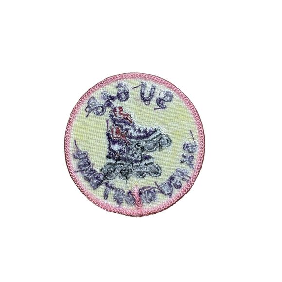 SU 648 Skate Night 2004 Patch Badge Girl Scout Activity GS VINTAGE HTF NEW - Picture 3 of 4